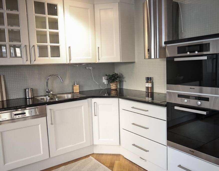 Live In A Stylish Home In The Center Of Oslo Zewnętrze zdjęcie