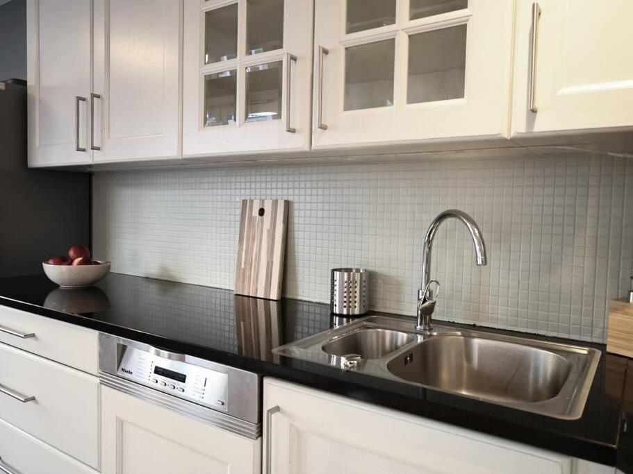 Live In A Stylish Home In The Center Of Oslo Zewnętrze zdjęcie